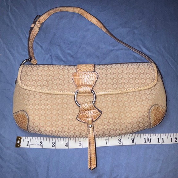 Nine West Handbags - Vintage Y2K Nine West Baguette Shoulder Bag Tan Geo Canvas With Matching Wallet